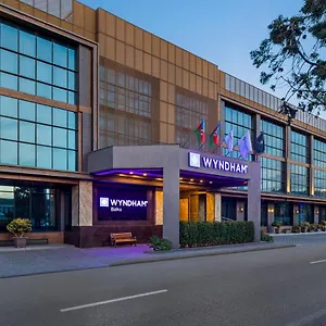 Отель Wyndham, Баку